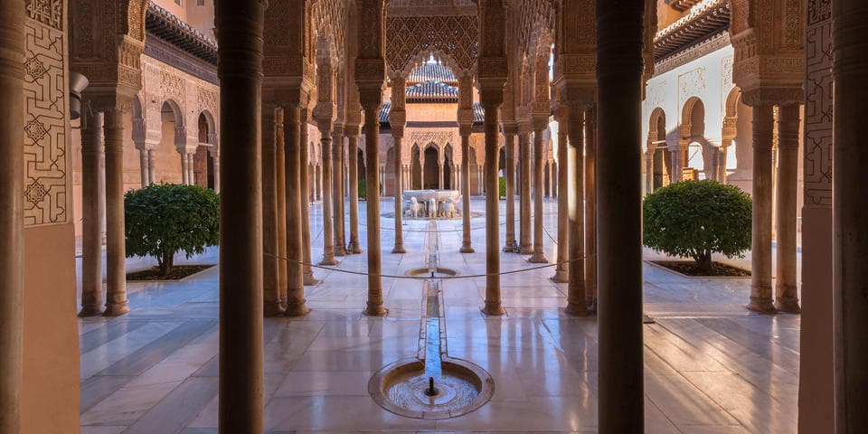 Visita guiada Alhambra al completo con Palacios Nazaríes